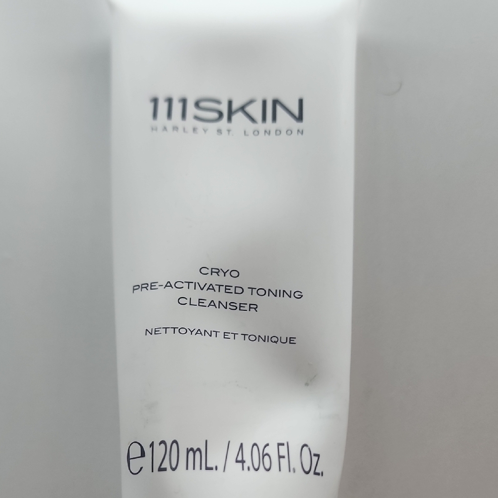 111SKIN Cryo Pre-Activated Toning Cleanser - White